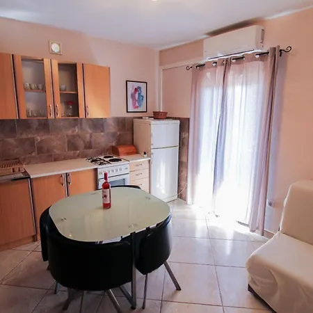 Apartment Mladen